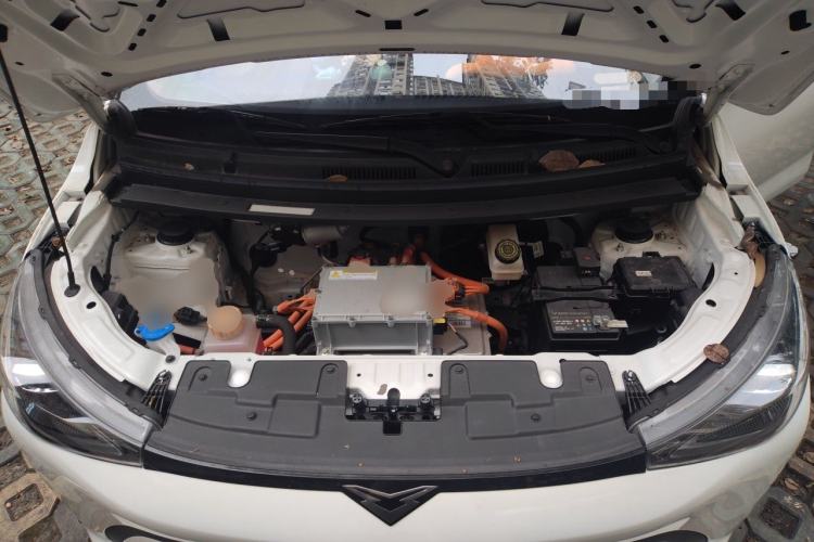 Used Cowin October 2025 Mate 300km Surfing Edition Engine Bay