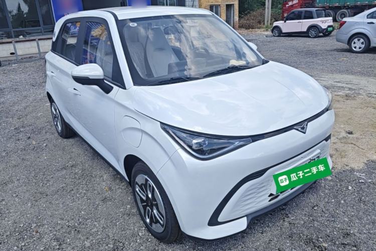 Used Cowin October 2025 Mate 300km Surfing Edition Front Right 45 Deg