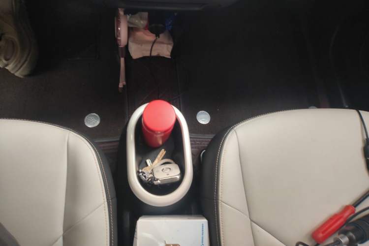Used Cowin October 2025 Mate 300km Surfing Edition Gear Lever