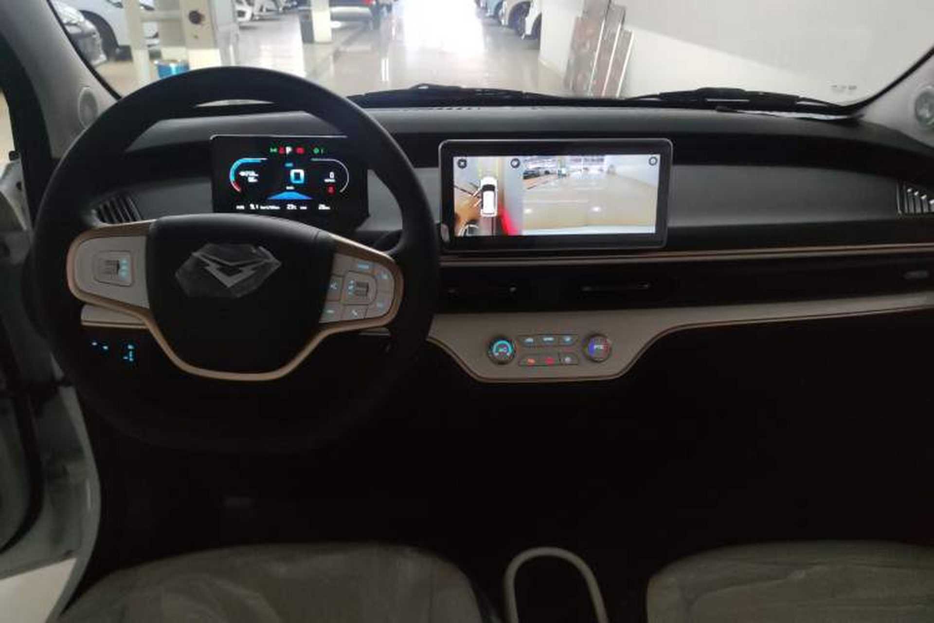 Used Cowin October 2025 Mate 300km Surfing Edition Interior 2