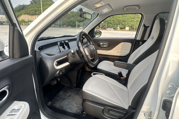 Used Cowin October 2025 Mate 300km Surfing Edition Left Front Seat