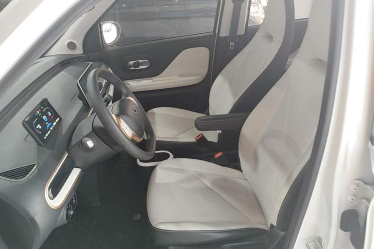 Used Cowin October 2025 Mate 300km Surfing Edition Left Front Seat