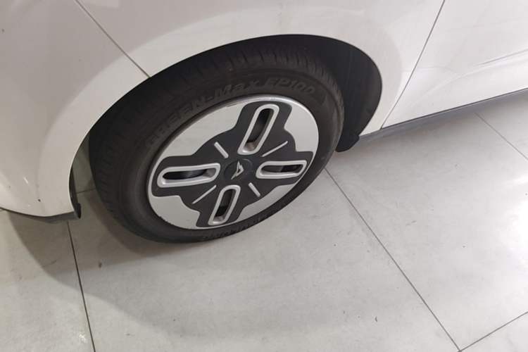 Used Cowin October 2025 Mate 300km Surfing Edition Left Front Wheel Hub