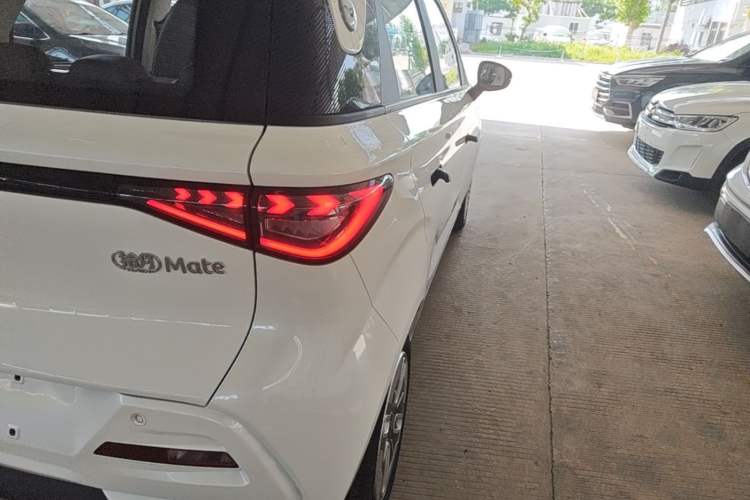 Used Cowin October 2025 Mate 300km Surfing Edition Right Rear Taillight