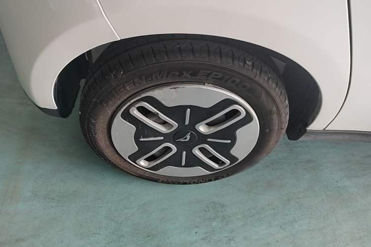 Used Cowin October 2025 Mate 300km Surfing Edition Right Rear Wheel Hub