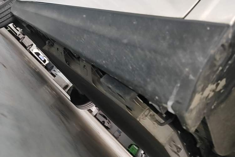 Used Cowin October 2025 Mate 300km Surfing Edition Right Side Sill