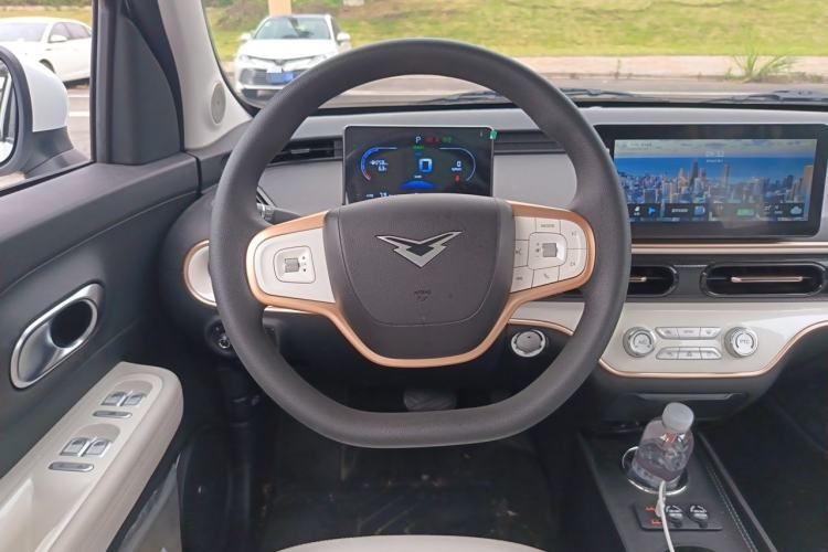 Used Cowin October 2025 Mate 410km Wind-Chasing Edition Steering Wheel