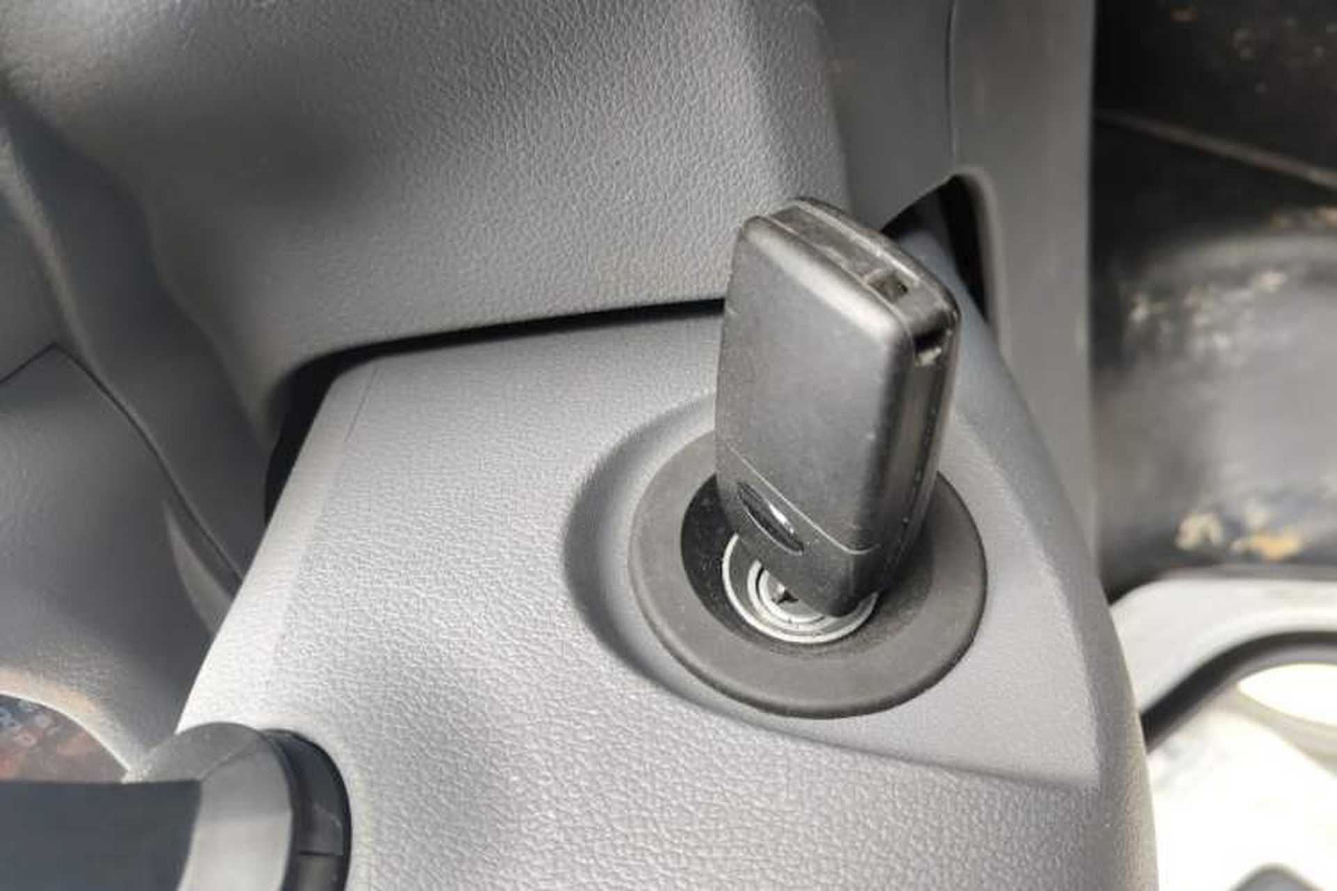 Used Cowin October  Vehicle Key