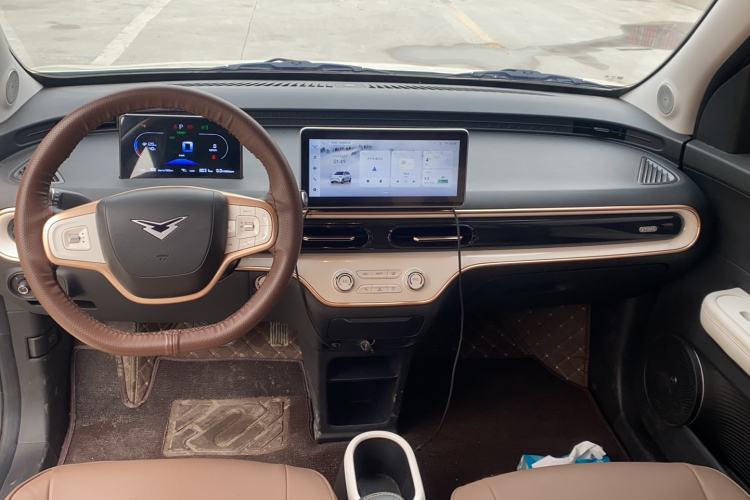 Used Cowin October 2025 Mate 300km Surfing Edition Interior 3