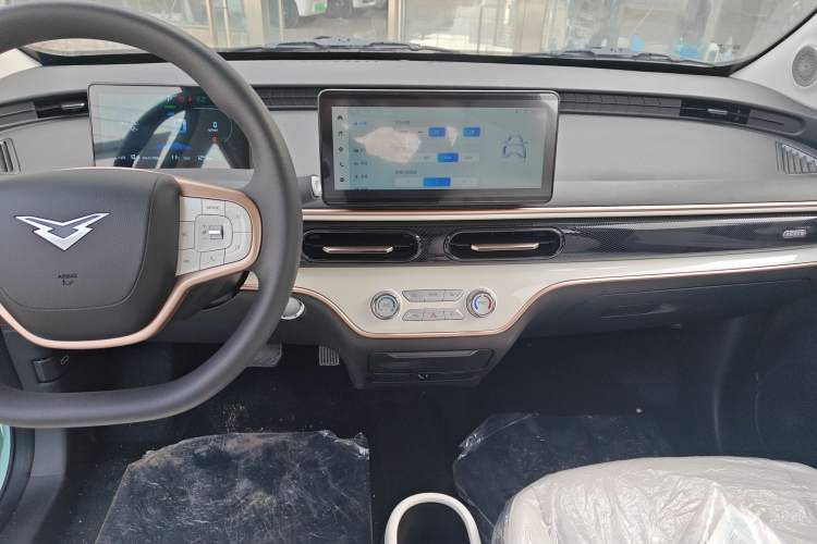 Used Cowin October 2026 Model Mate 305km Guoxuan Surfing Waves Edition Audio And AC Panel