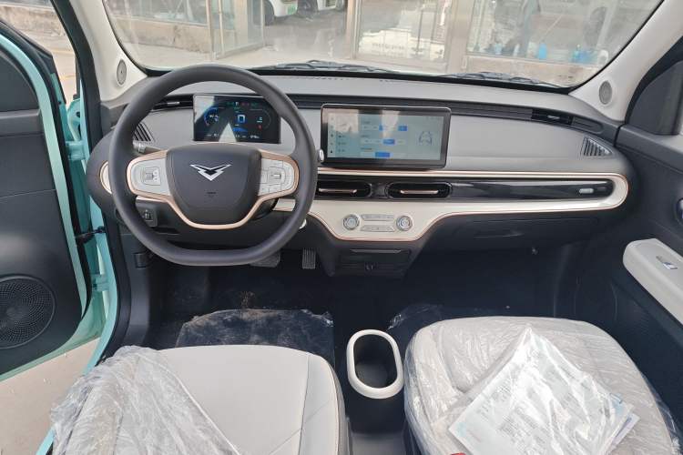 Used Cowin October 2026 Model Mate 305km Guoxuan Surfing Waves Edition Center Console