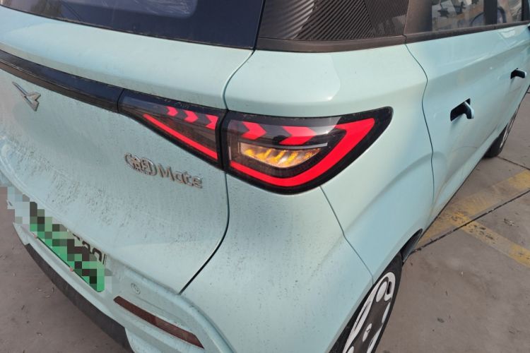 Used Cowin October 2026 Model Mate 305km Guoxuan Surfing Waves Edition Right Rear Taillight