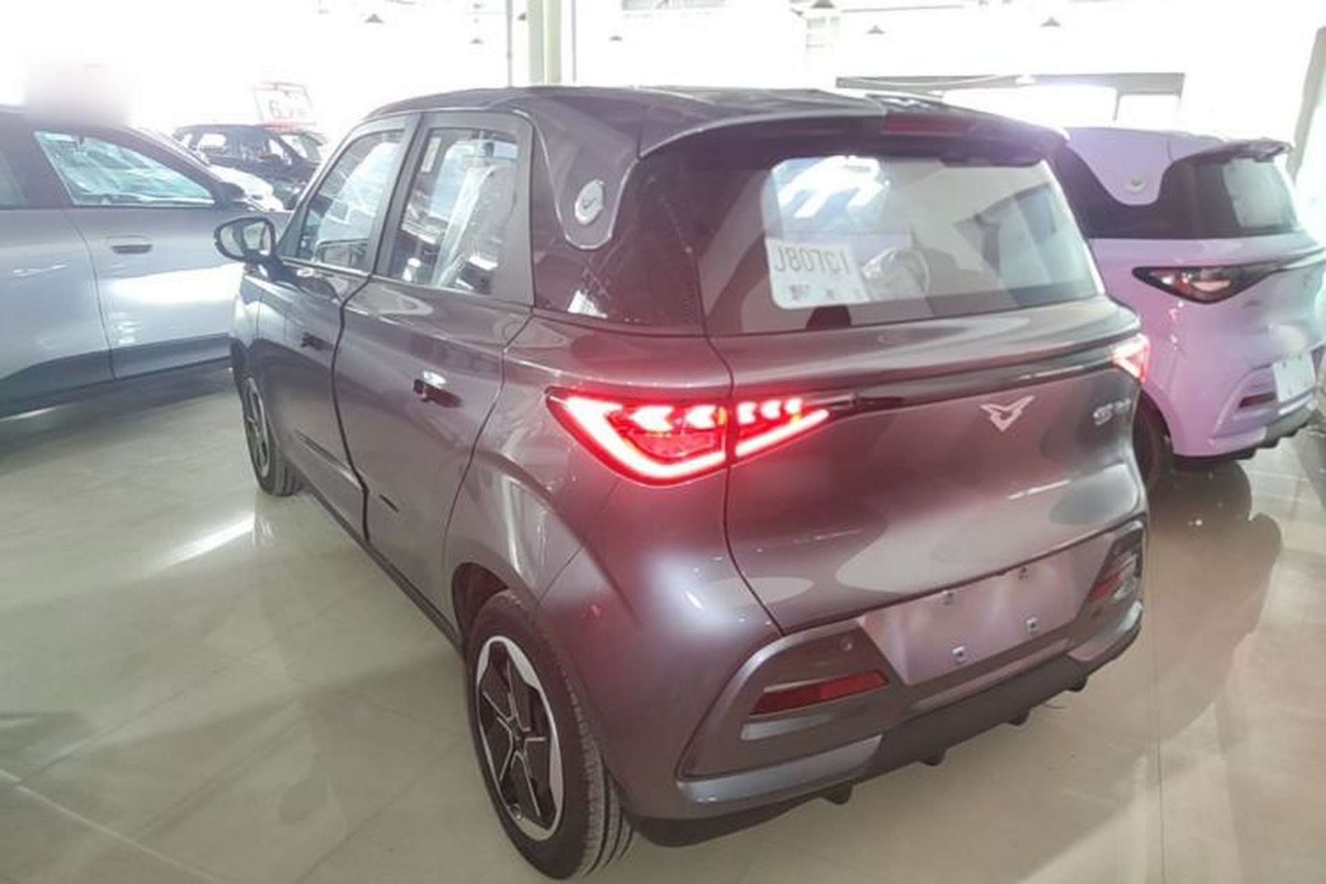 Used Cowin October 2026 Model Mate 305km Guoxuan Surfing Waves Edition Rear Left 45 Deg
