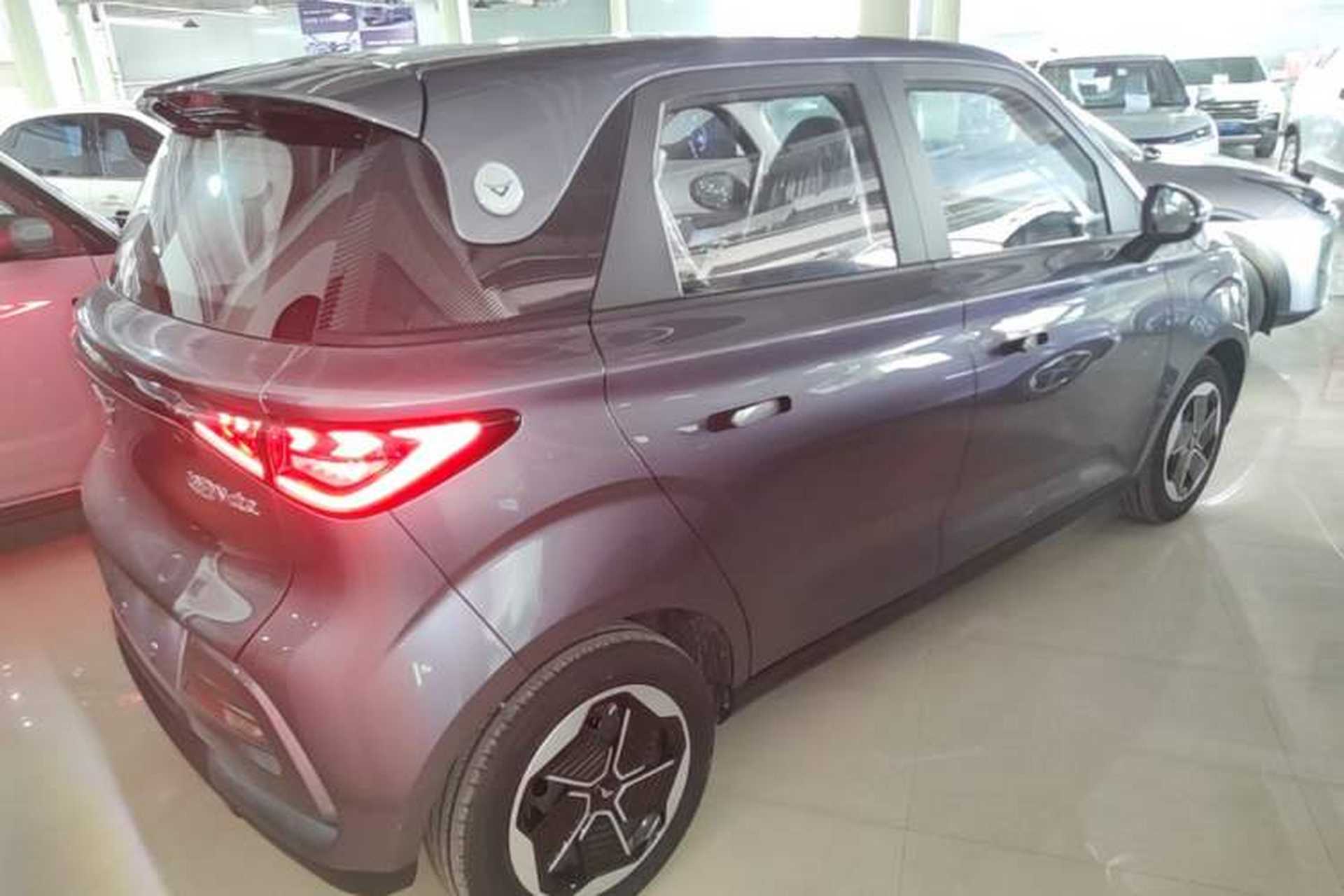 Used Cowin October 2026 Model Mate 305km Guoxuan Surfing Waves Edition Rear Right 45 Deg