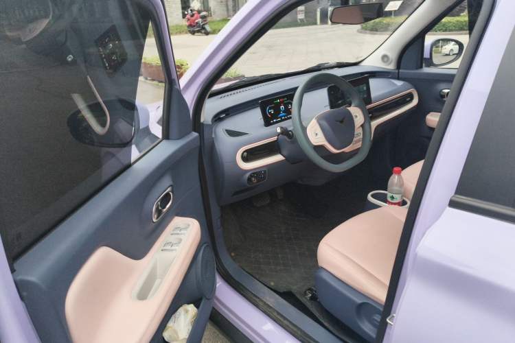Used Cowin October 2026 Model Mate 201km Anniversary Edition Driver Seat