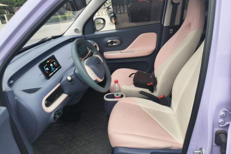 Used Cowin October 2026 Model Mate 201km Anniversary Edition Left Front Seat