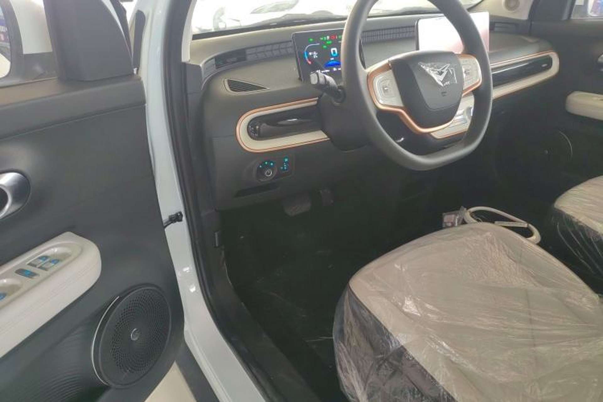 Used Cowin October 2026 Model Mate 305km Guoxuan Surfing Waves Edition Driver Seat