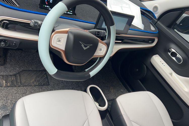 Used Cowin October 2026 Model Mate 305km Guoxuan Wind-Chasing Edition Interior 3