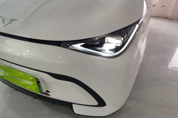 Used Cowin October 2026 Model Mate 305km Guoxuan Surfing Waves Edition Left Front Headlight