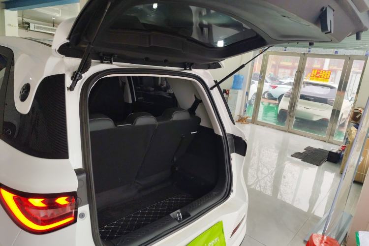 Used Cowin October 2026 Model Mate 305km Guoxuan Surfing Waves Edition Trunk