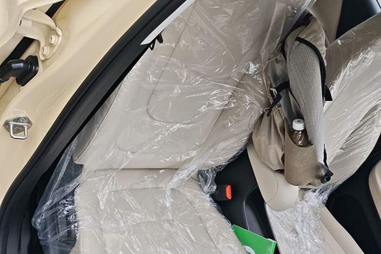 Used Cowin October 2026 Model Max 310km—Wish Fulfillment Edition Right Front Seat
