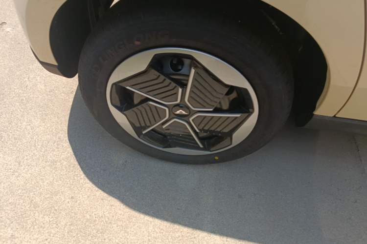Used Cowin October 2026 Model Mate 300km Ningde Wave-Stepping Edition Right Rear Wheel Hub