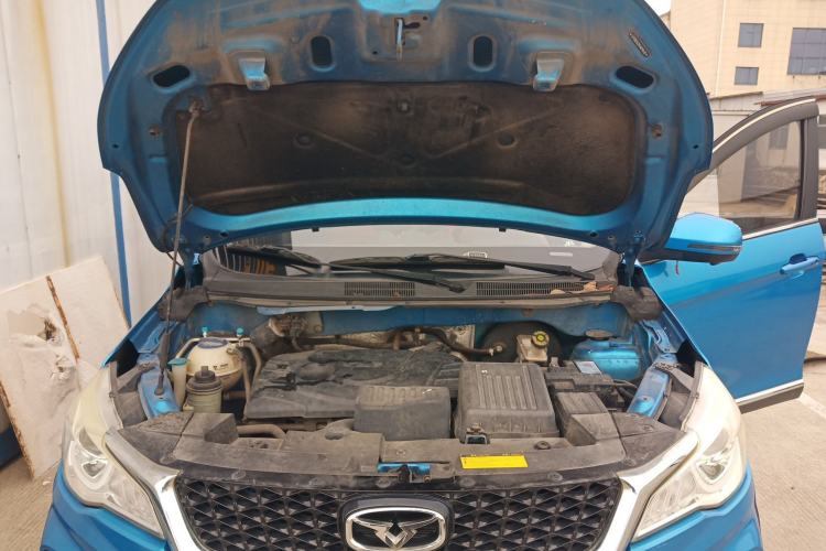 Used Cowin V3 2016 1.5L Automatic SmartLink III Engine Bay