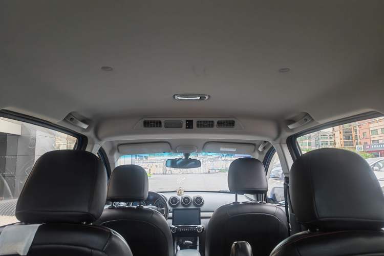 Used Cowin V3 2016 1.5L Automatic SmartConnect II Navigation Edition Headliner