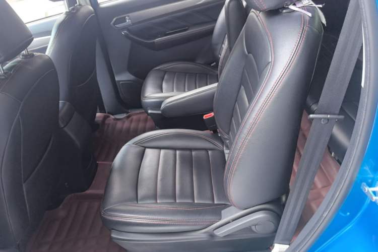 Used Cowin V3 2016 1.5L Automatic SmartConnect II Navigation Edition Left Rear Seat