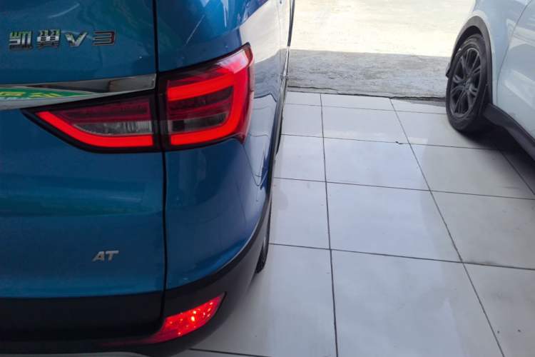 Used Cowin V3 2016 1.5L Automatic SmartConnect II Navigation Edition Right Rear Taillight