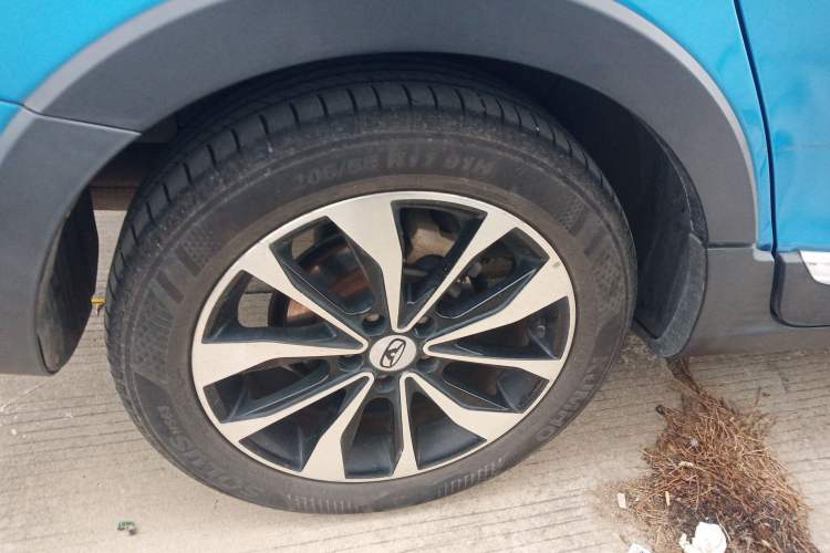Used Cowin V3 2016 1.5L Automatic SmartLink III Right Rear Wheel Hub