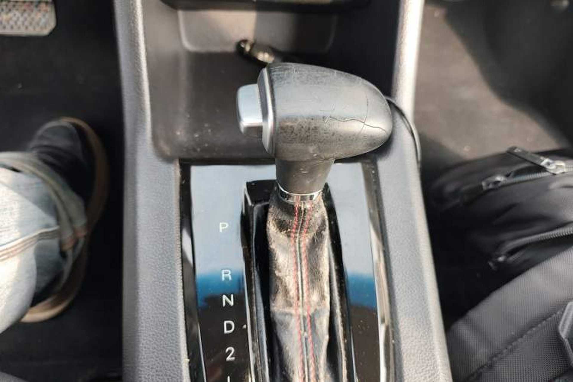 Used Cowin V3 2016 1.5L Automatic SmartConnect II Navigation Edition Gear Lever