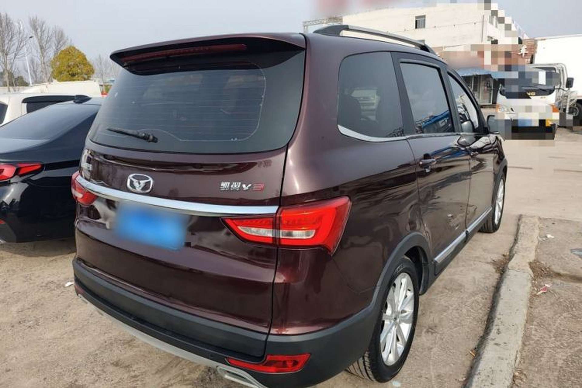 Used Cowin V3 2016 1.5L Automatic SmartConnect II Navigation Edition Rear Right 45 Deg