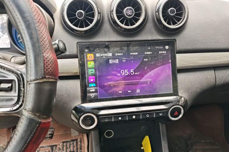 Used Cowin V3 2016 1.5L Manual SmartConnect II Navigation Version Audio And AC Panel