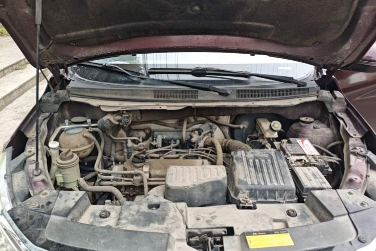 Used Cowin V3 2016 1.5L Manual SmartConnect II Navigation Version Engine Bay