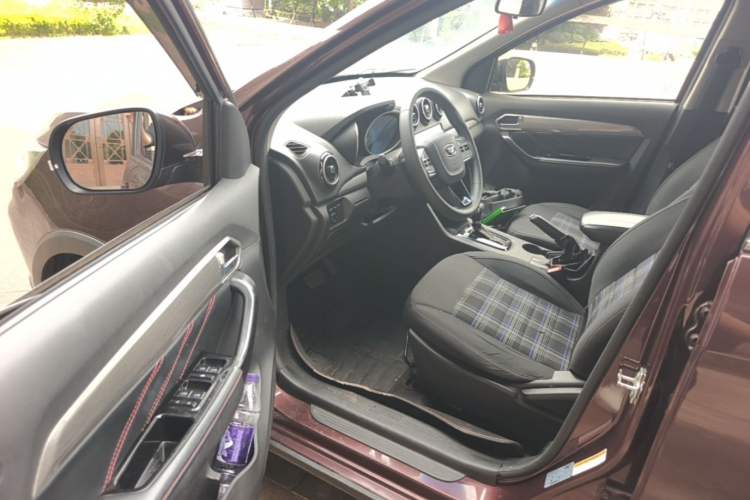 Used Cowin V3 2016 1.5L Automatic SmartConnect II Navigation Edition Driver Seat