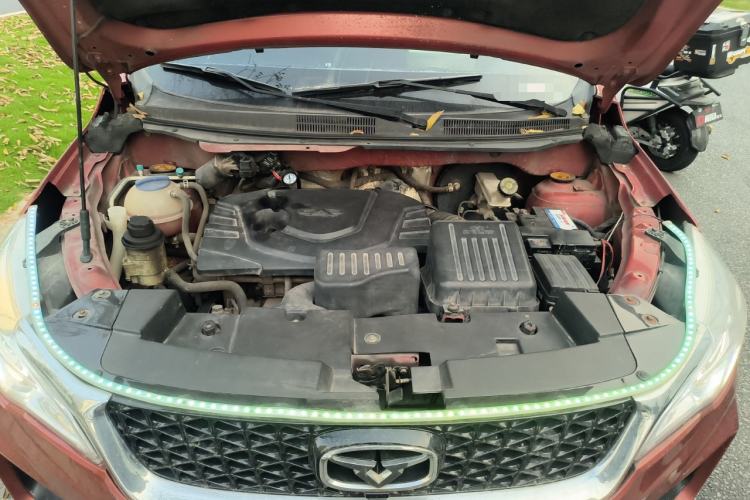 Used Cowin V3 2016 1.5L Manual SmartConnect II Comfort Edition Engine Bay