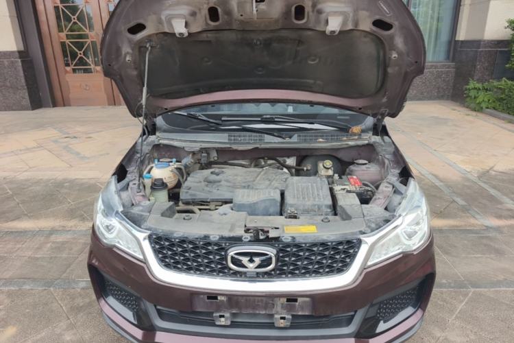 Used Cowin V3 2016 1.5L Automatic SmartConnect II Navigation Edition Engine Bay