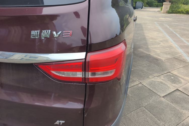 Used Cowin V3 2016 1.5L Automatic SmartConnect II Navigation Edition Right Rear Taillight
