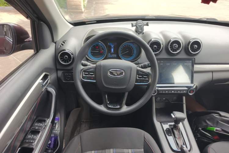Used Cowin V3 2016 1.5L Automatic SmartConnect II Navigation Edition Steering Wheel