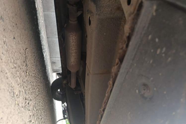 Used Cowin V3 2016 1.5L Automatic SmartLink III Chassis Front Left