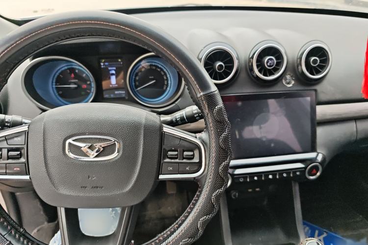 Used Cowin V3 2016 1.5L Manual SmartConnect II Navigation Version Interior 3