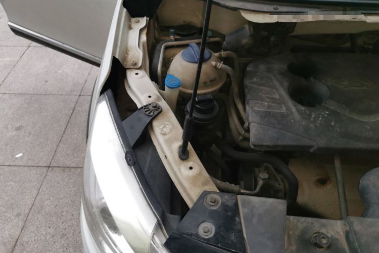 Used Cowin V3 2016 1.5L Automatic SmartLink III Engine Bay Right