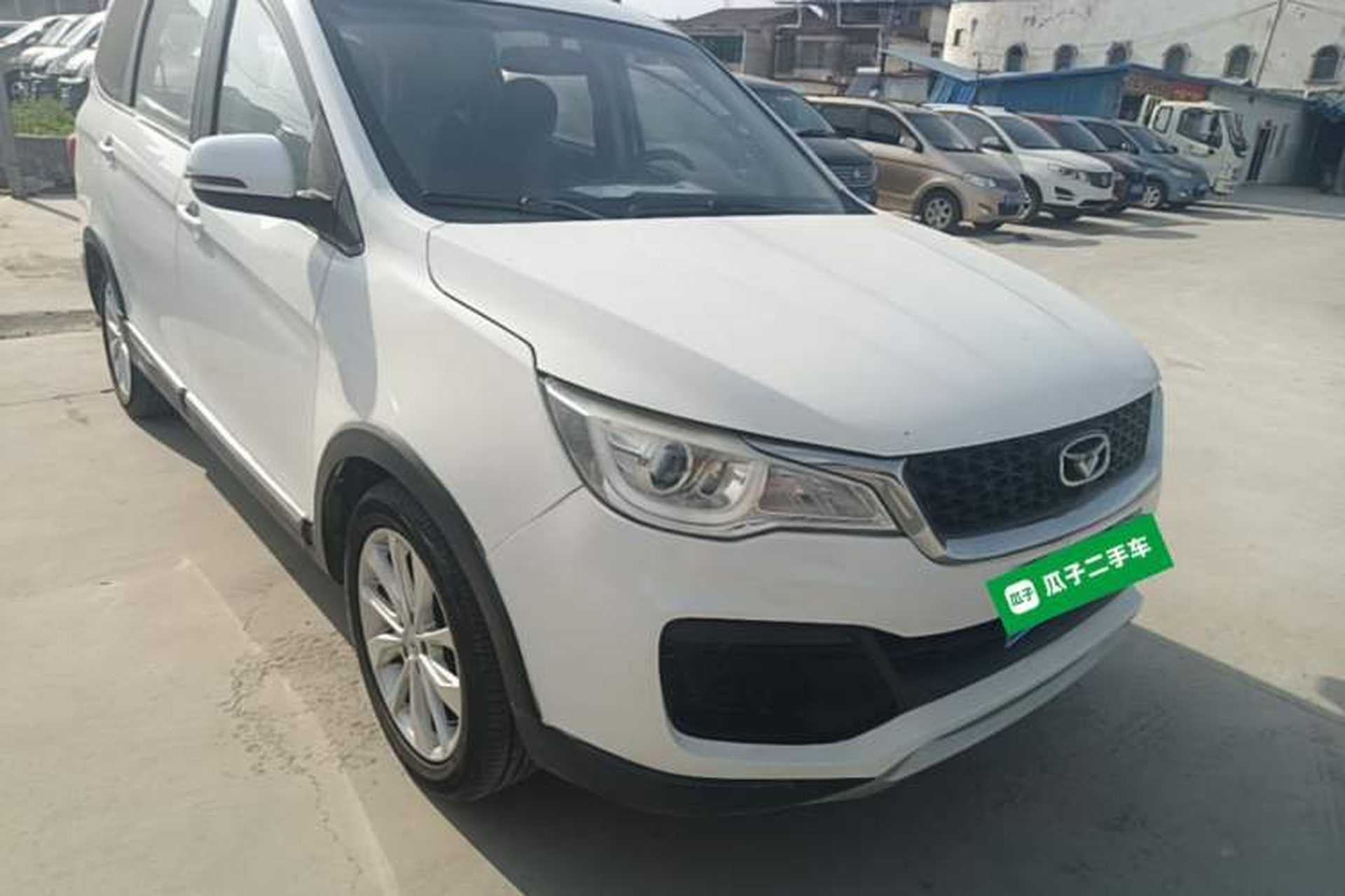 Used Cowin V3 2016 1.5L Manual SmartConnect II Navigation Version Front Right 45 Deg