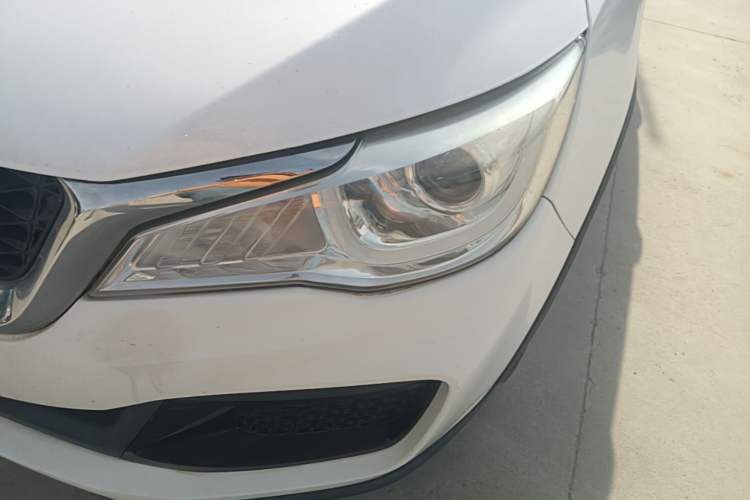 Used Cowin V3 2016 1.5L Manual SmartConnect II Navigation Version Left Front Headlight