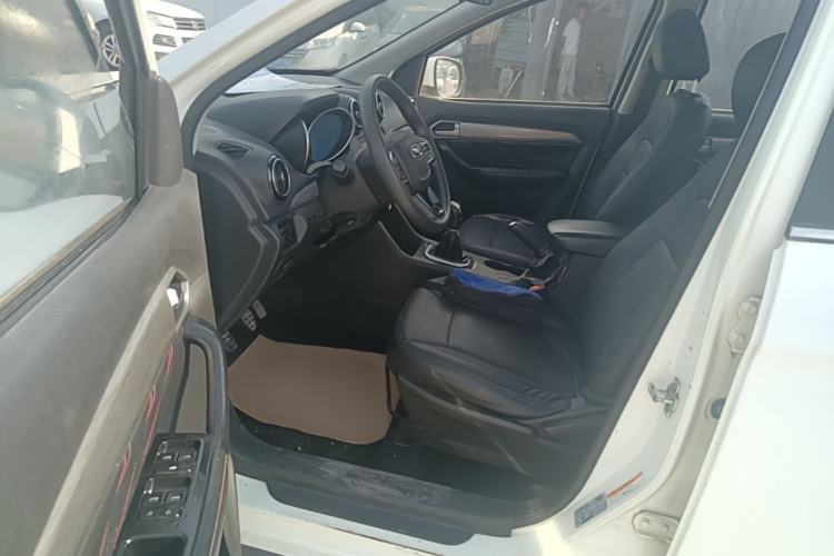 Used Cowin V3 2016 1.5L Manual SmartConnect II Navigation Version Left Front Seat