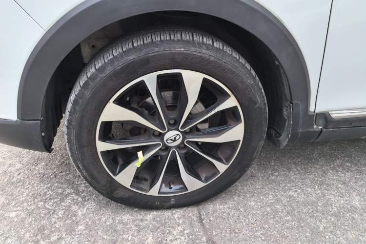 Used Cowin V3 2016 1.5L Manual SmartLink III Left Front Wheel Hub