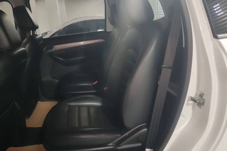 Used Cowin V3 2016 1.5L Automatic SmartLink III Left Rear Seat