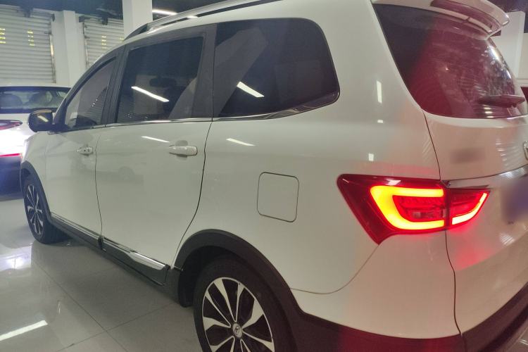 Used Cowin V3 2016 1.5L Automatic SmartLink III Left Side