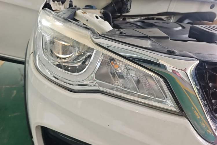 Used Cowin V3 2016 1.5L Manual Smart Connect I Right Front Headlight
